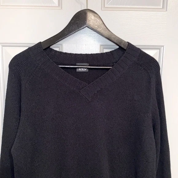 D&G Dolce & Gabbana Black V Neck Sweater Sz L